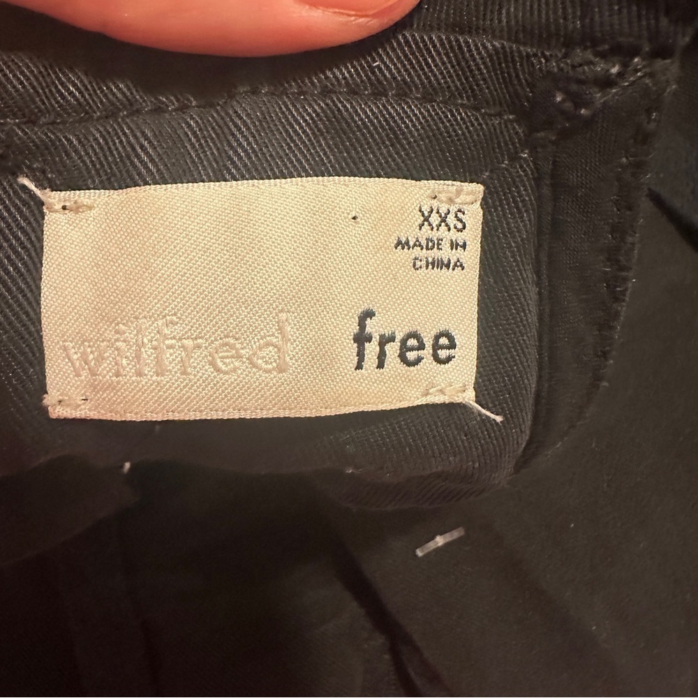 Aritzia Wilfred Free Black Valletta Overalls Cropped Size XXS Women’s - Picture 14 of 16